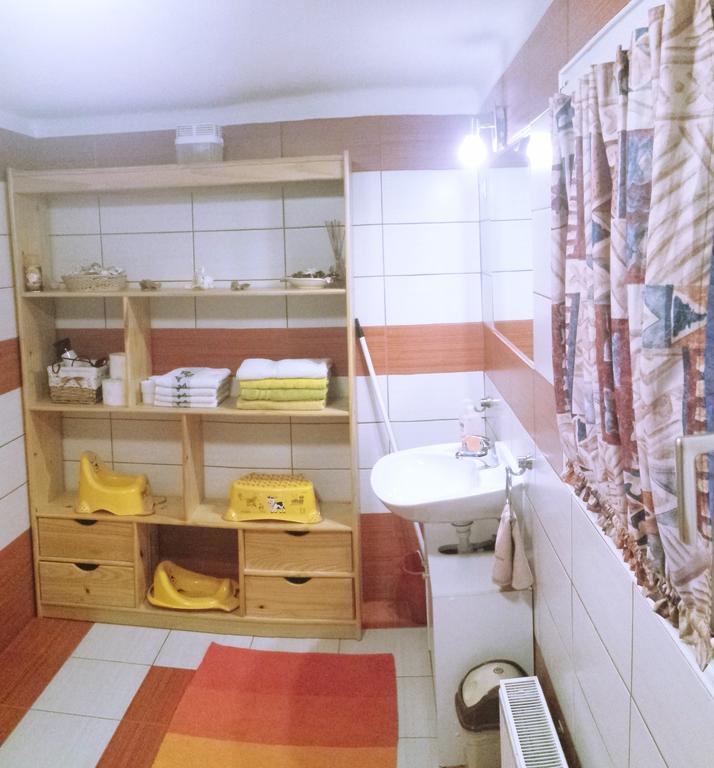 Virag Apartmanhaz ショプロン エクステリア 写真